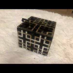 Mirrored jewelry/ trinket box